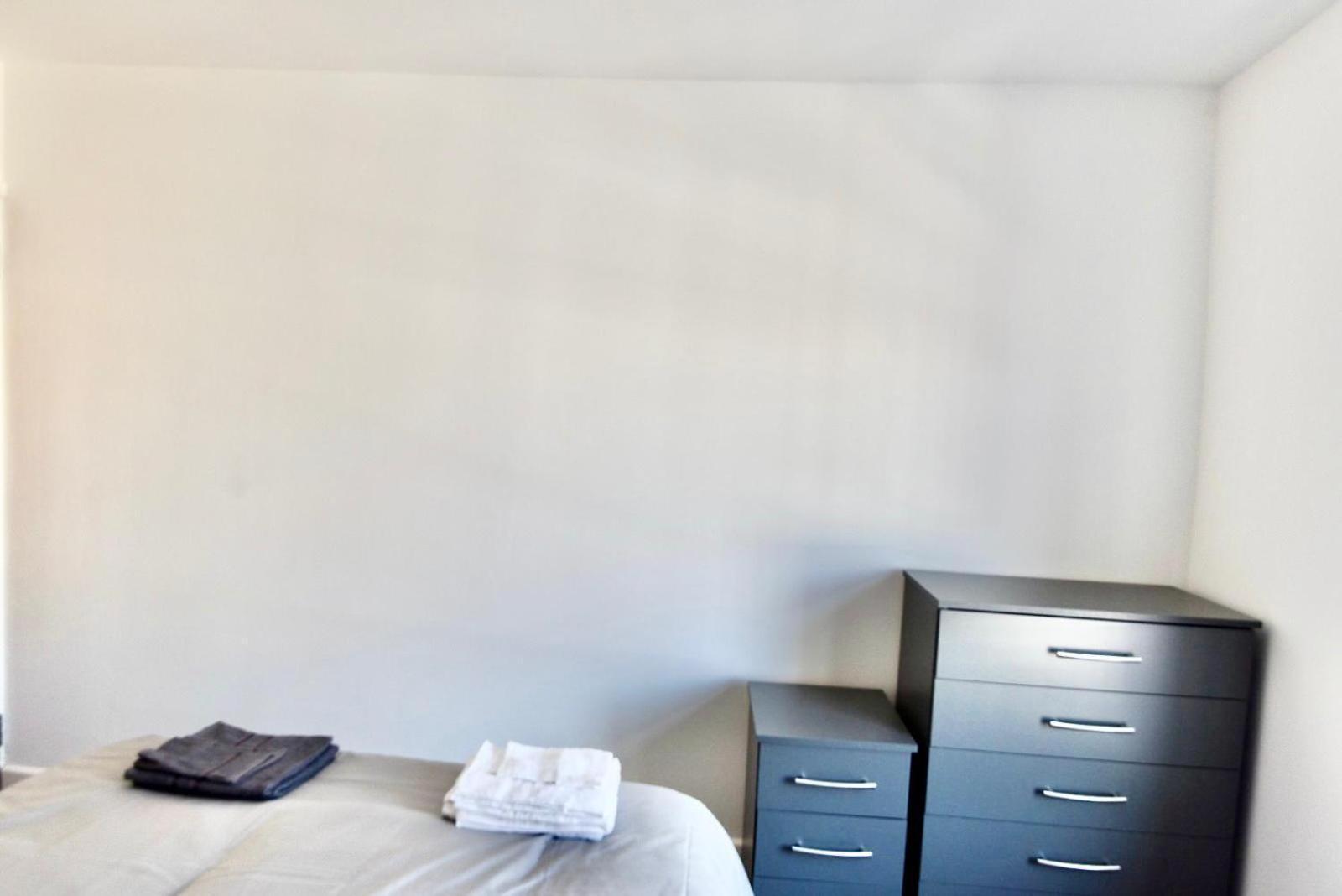 Come On In Lucas Street Newport Train Station Sleep Upto 8 Villa Habitación foto